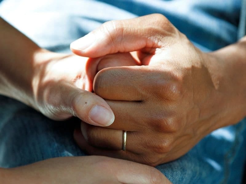 Doğum Sonrası Depresyon: Belirtiler ve Destek